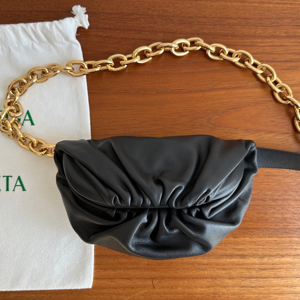 Bottega Veneta Chain Pouch Belt Bag in Black Leather